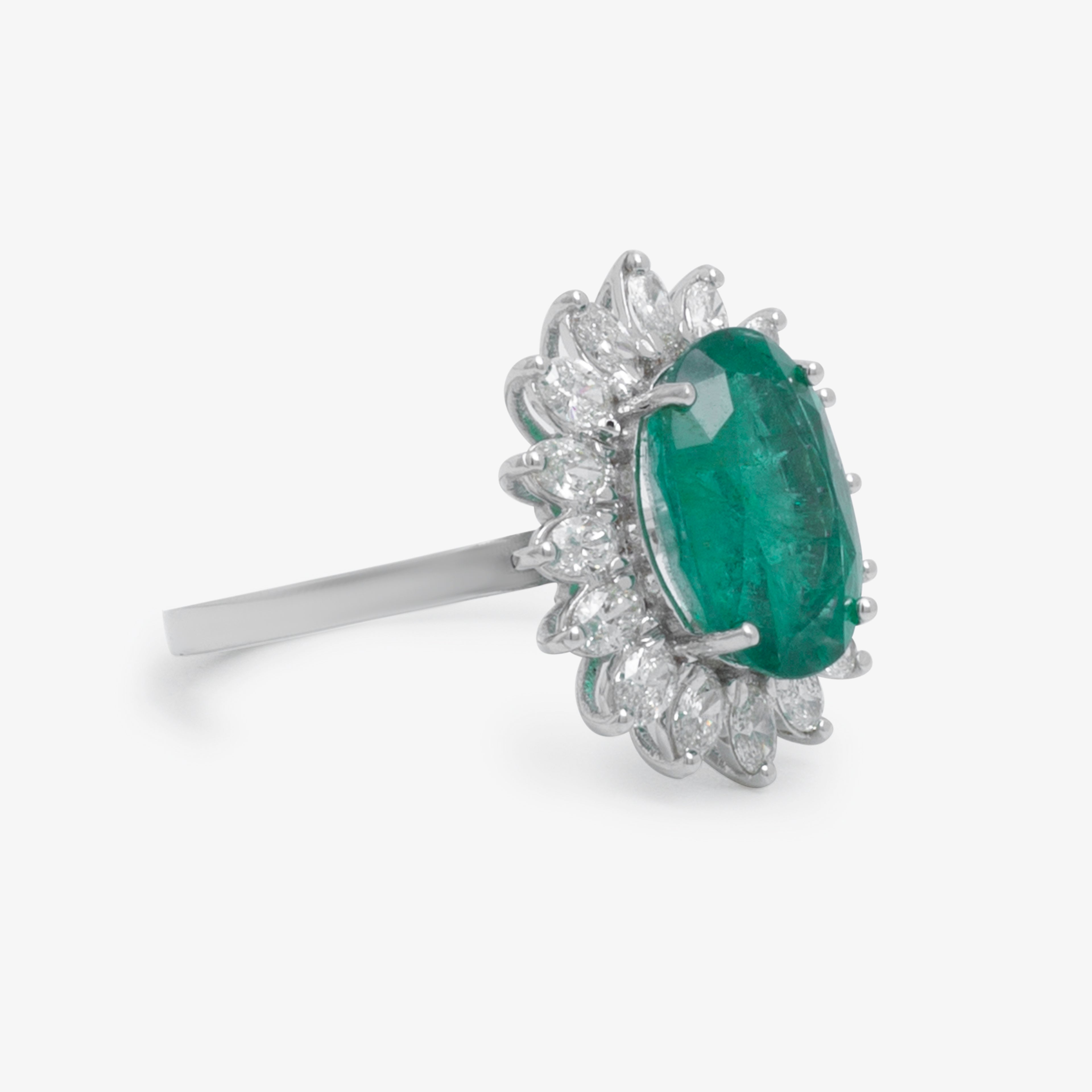 Oval Shape Emerald Ring